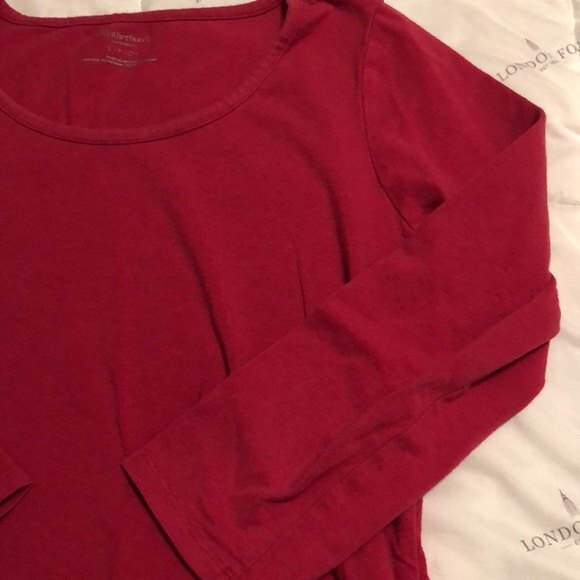 Motherhood maternity shirt size small - Picture 4 of 4